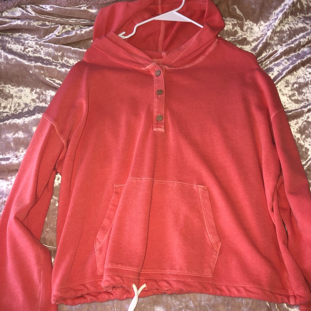cute coral pull over brand new!